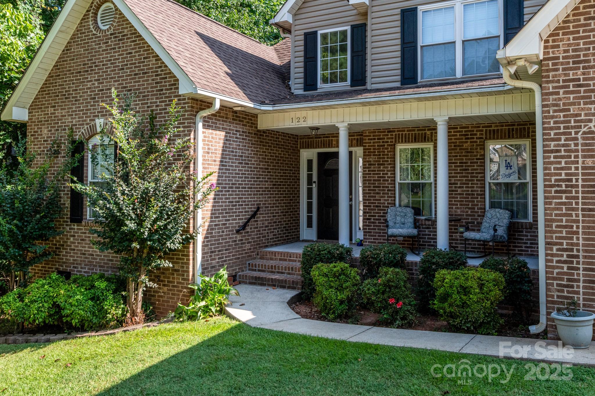 122 Ardmore Place