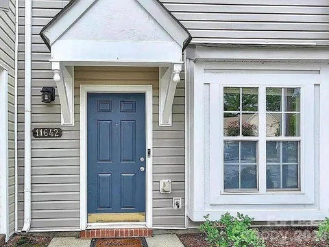 Photo of 11642 Retriever Way, Charlotte, NC 28269 (MLS # 4420438)