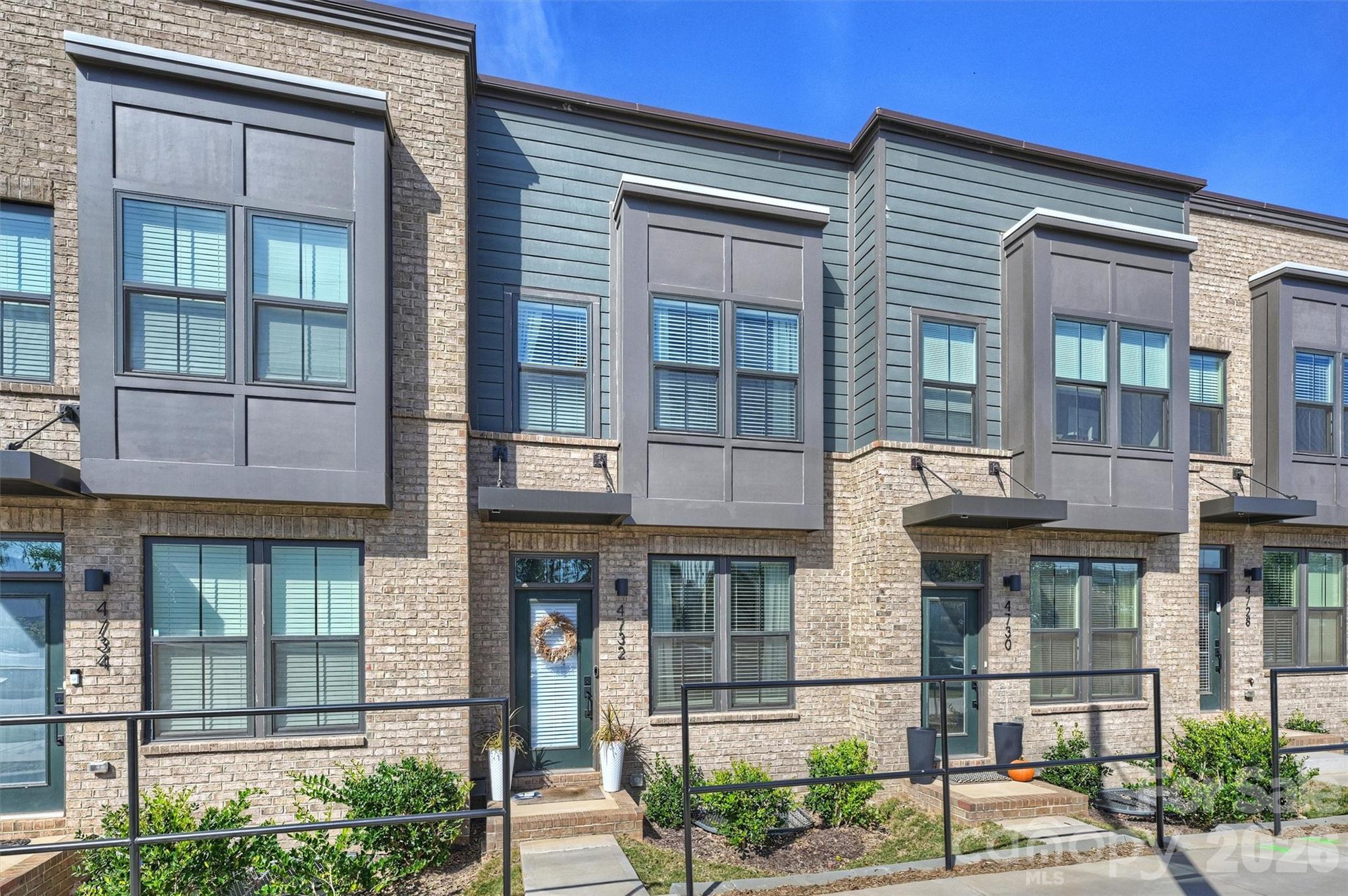 Southrail Station - Residential