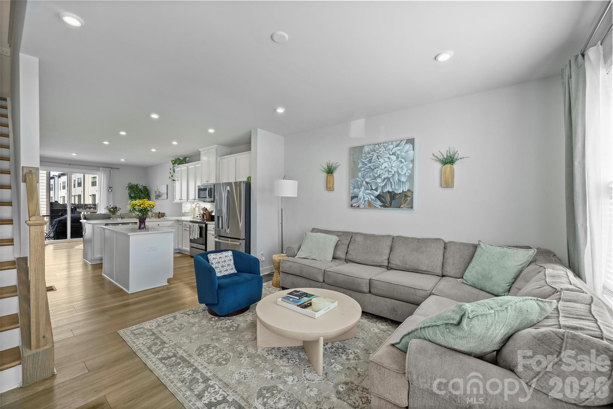 4732 Chastain Avenue