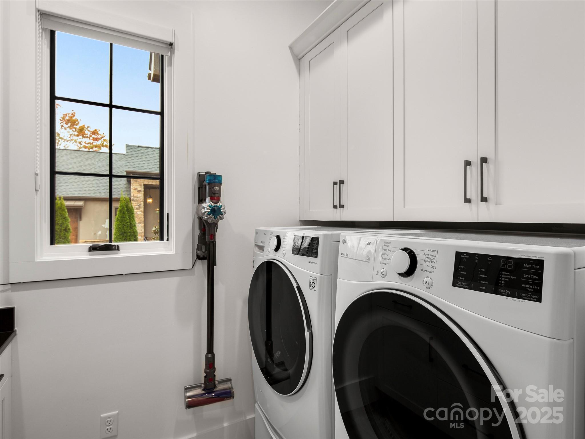 The Cliffs at Walnut Cove - Residential