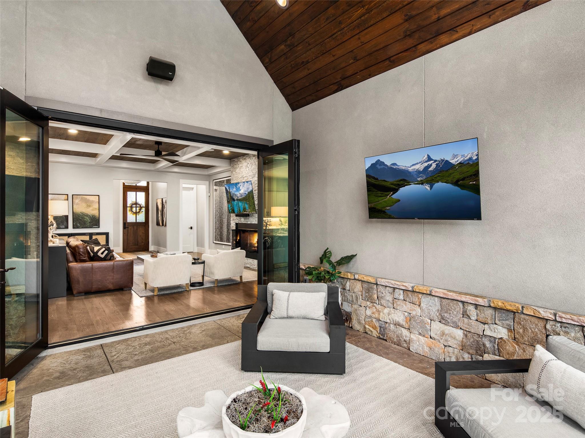 The Cliffs at Walnut Cove - Residential