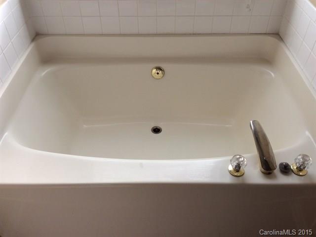 Fox Glen - Residential Lease