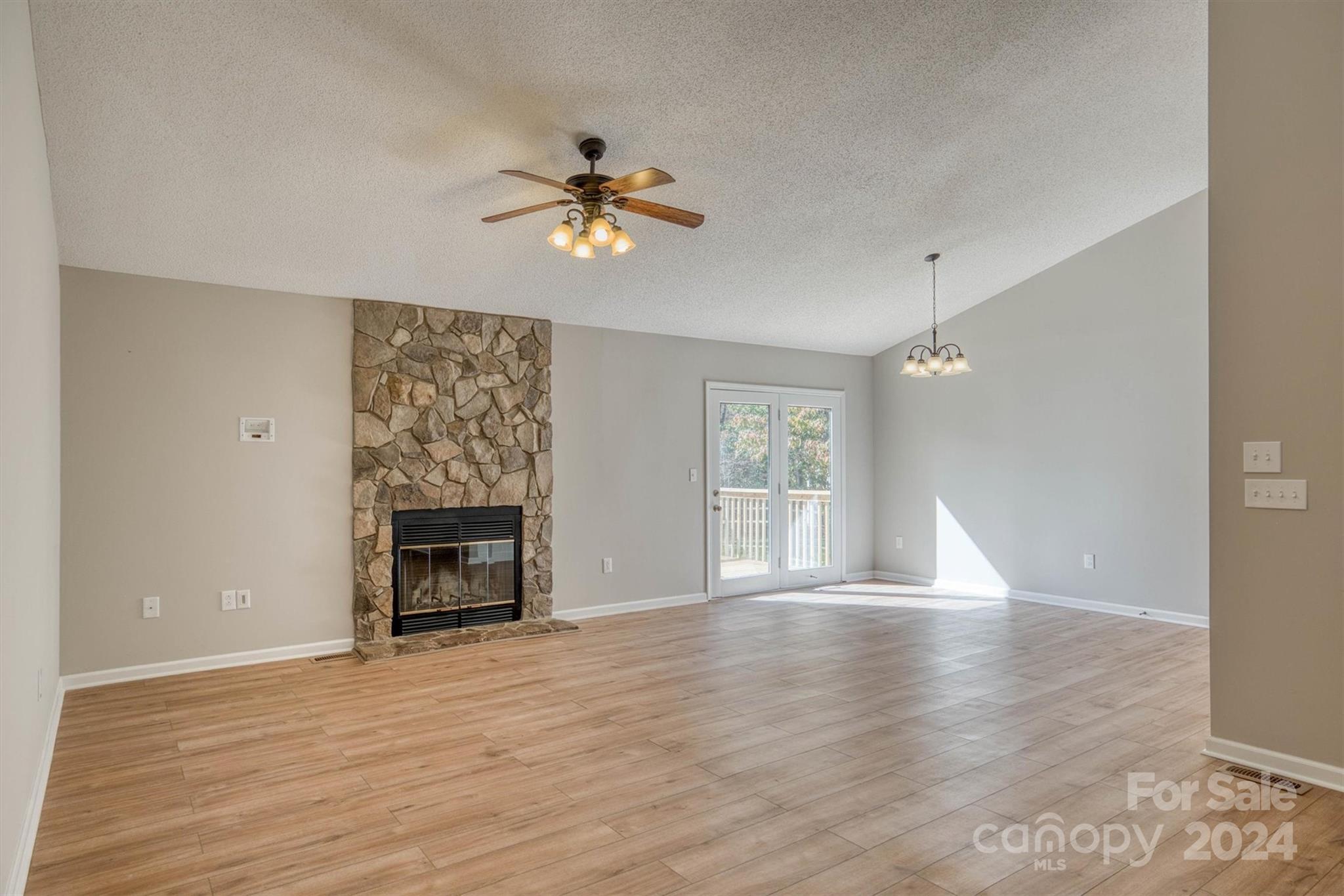 Hidden Creek Estates - Residential