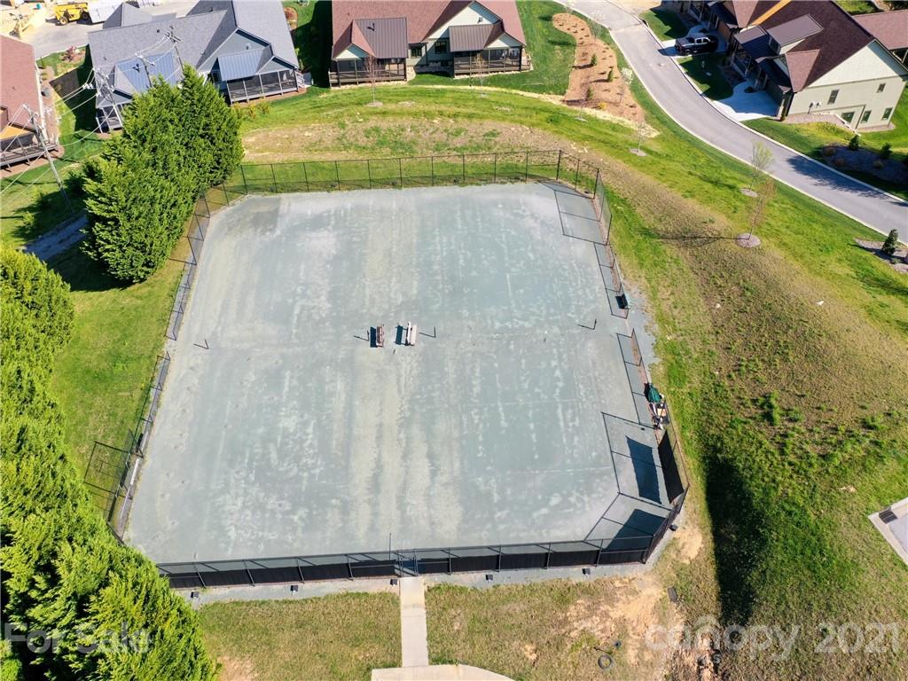 Cummings Cove - Land