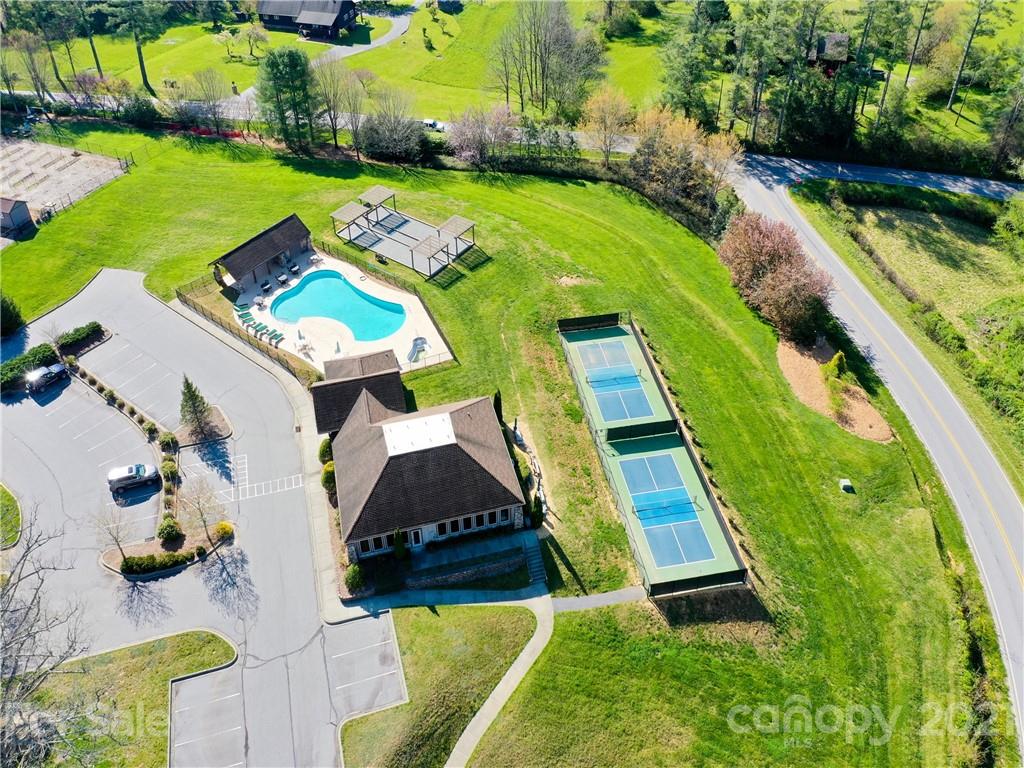 Cummings Cove - Land