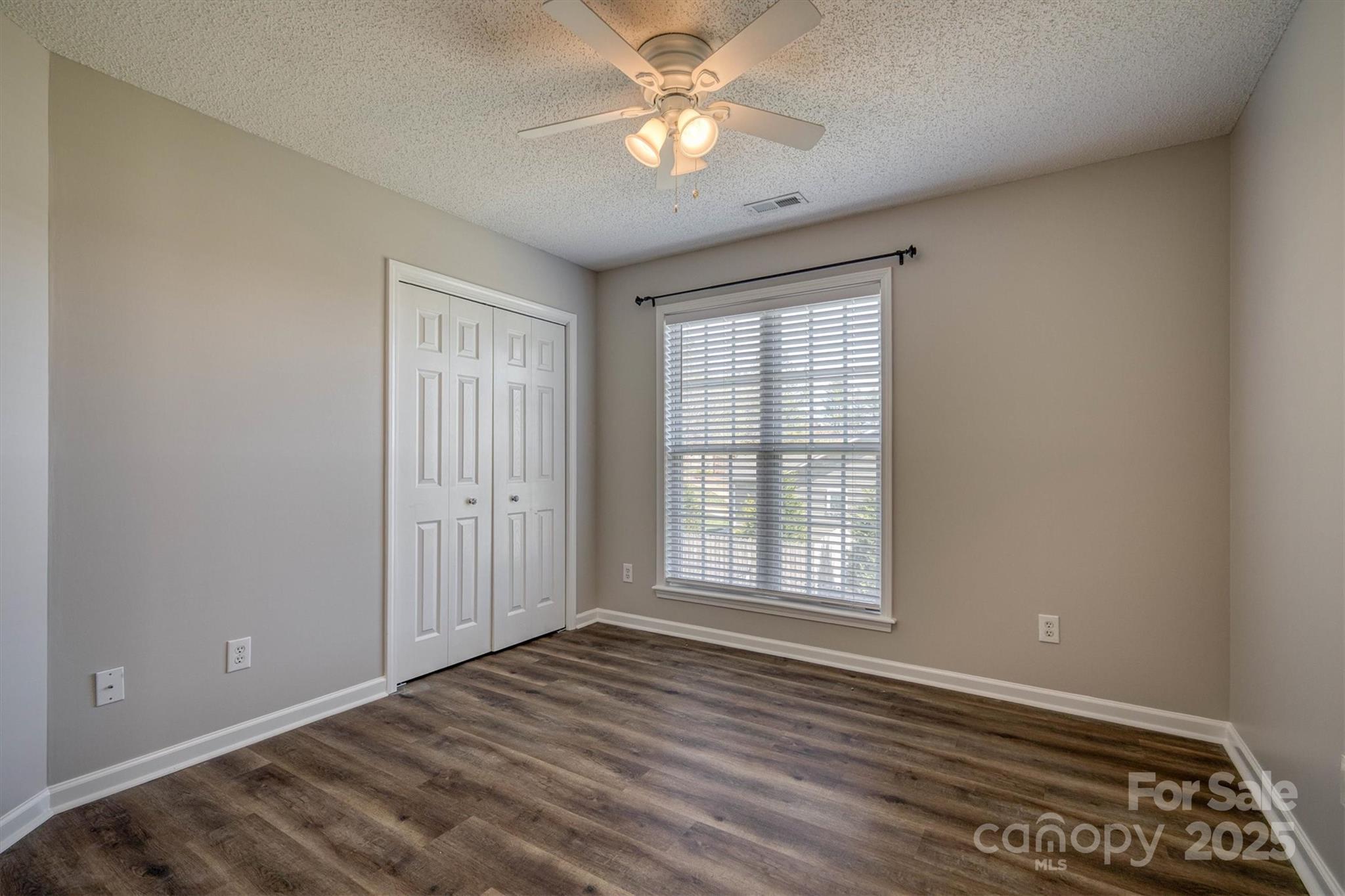 River Glen - Residential