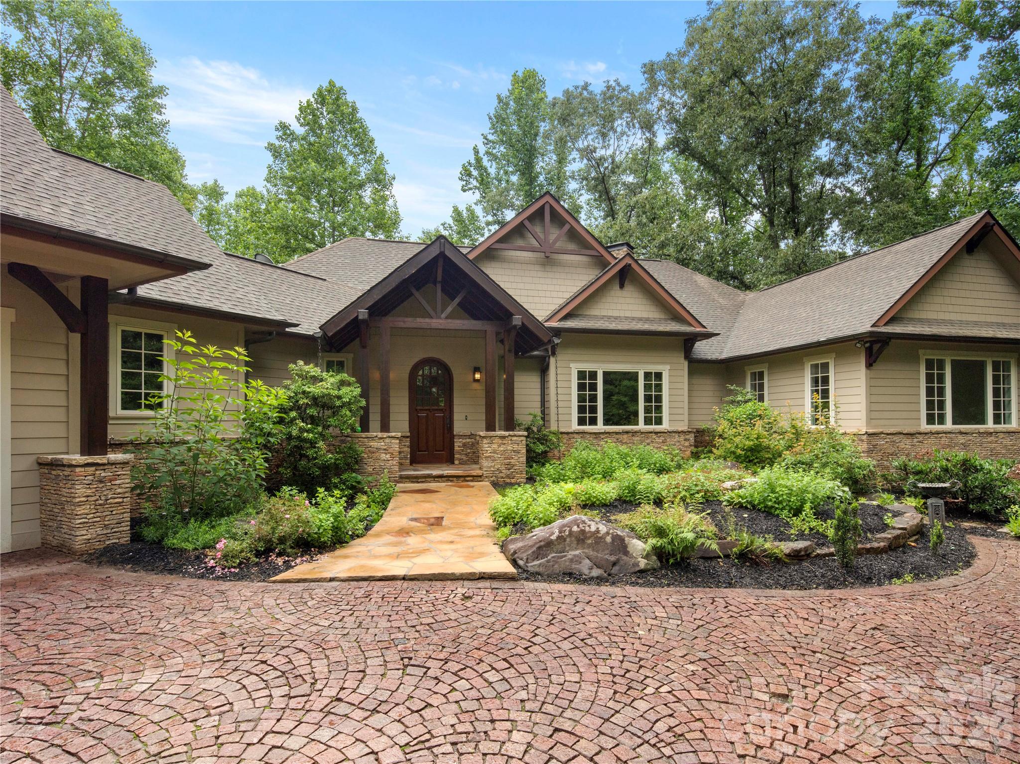 672 Walnut Valley Parkway