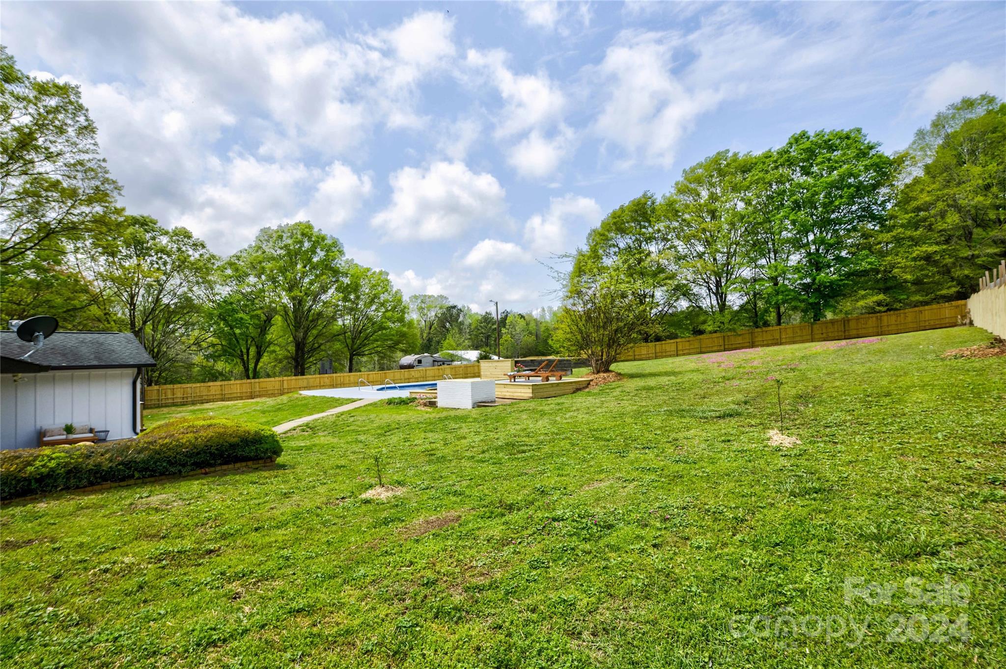 Briarwood - Residential