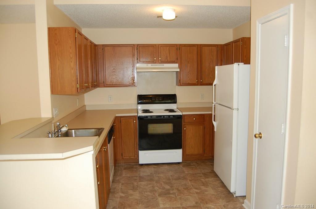 Stewarts Crossing - Residential Lease