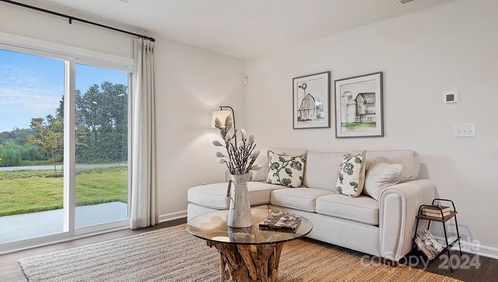 Hamilton Woods - Residential