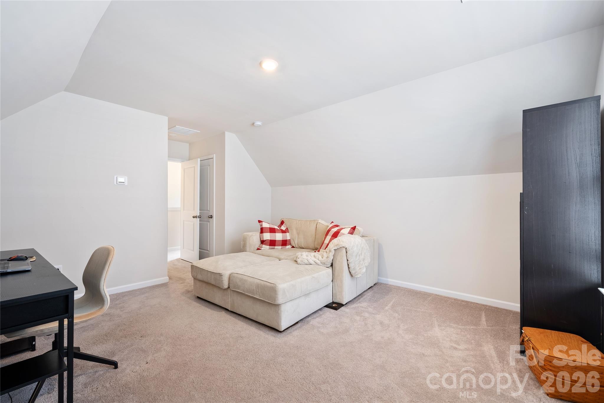 Elizabeth - Residential