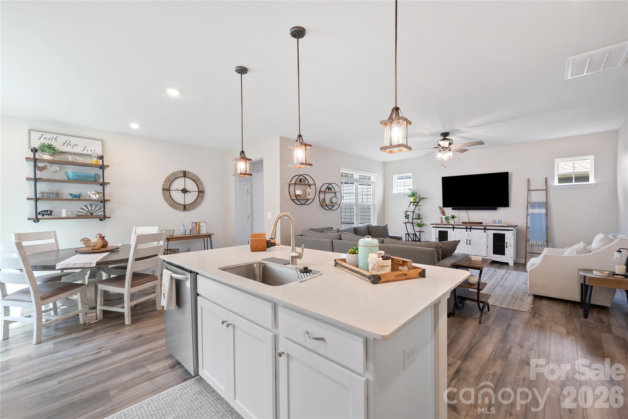 2726 Monument Point Circle