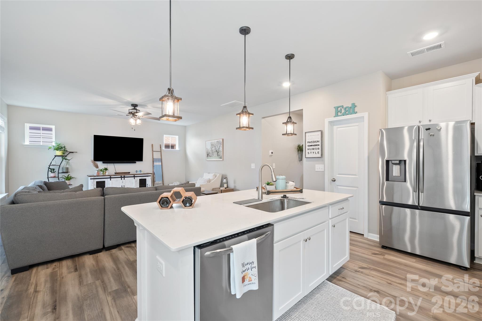 2726 Monument Point Circle