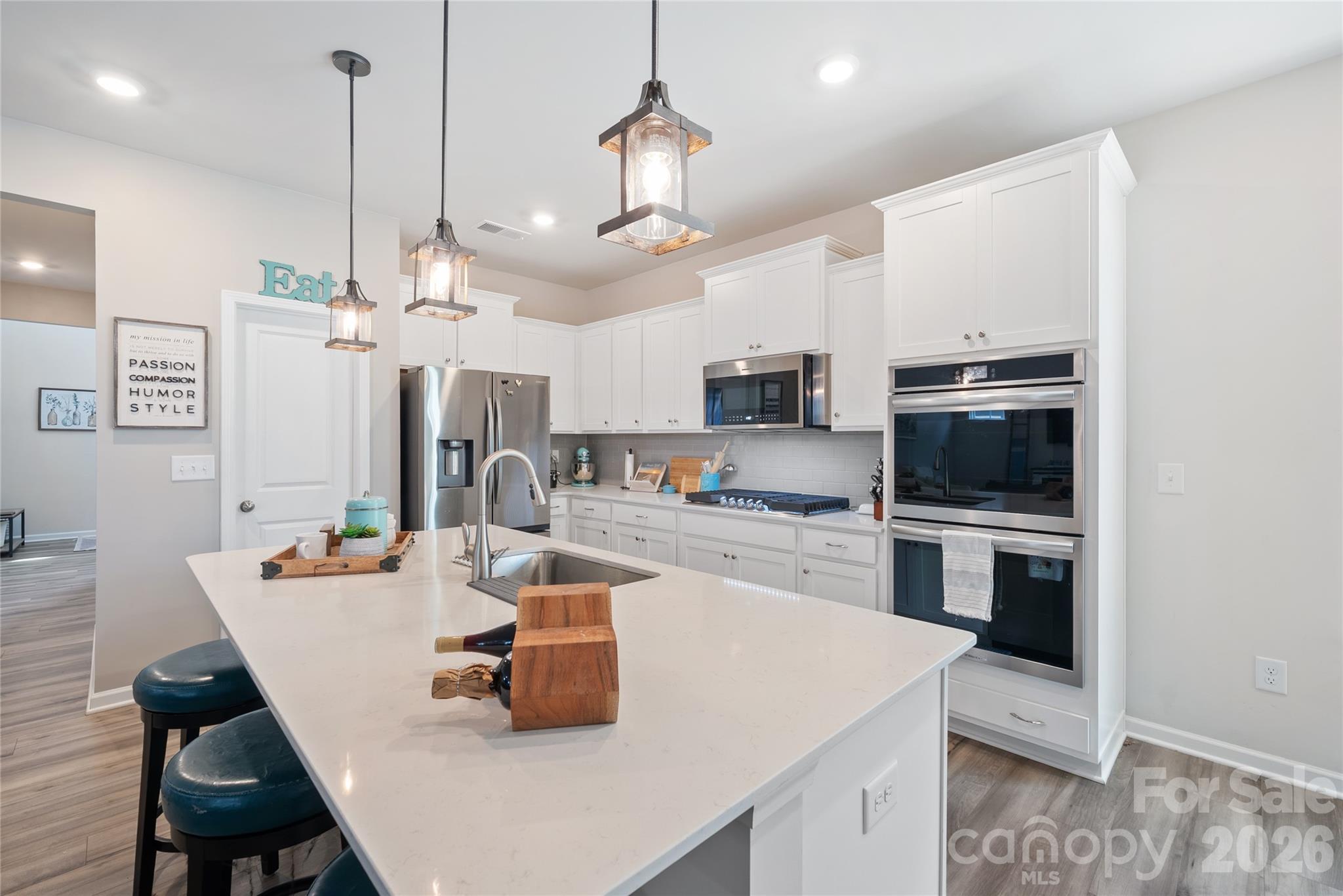 2726 Monument Point Circle