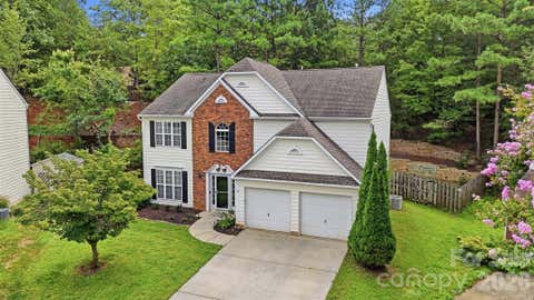 Photo of 14339 Crown Harbor Drive, Charlotte, NC 28278 (MLS # 4415529)