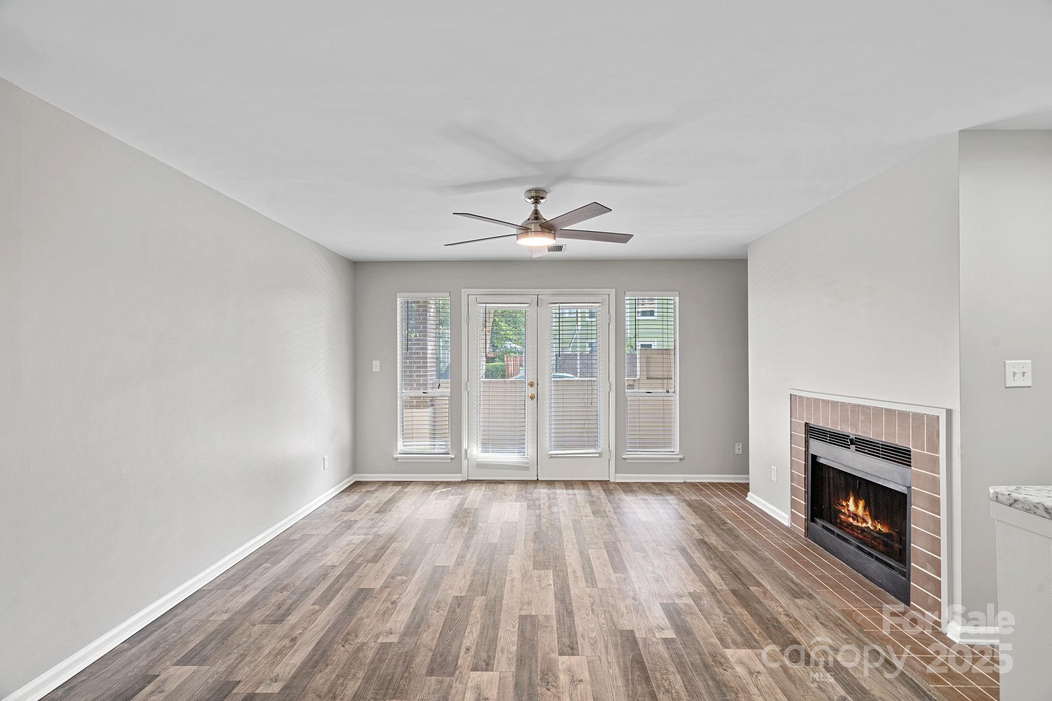 409 W 8th Street B