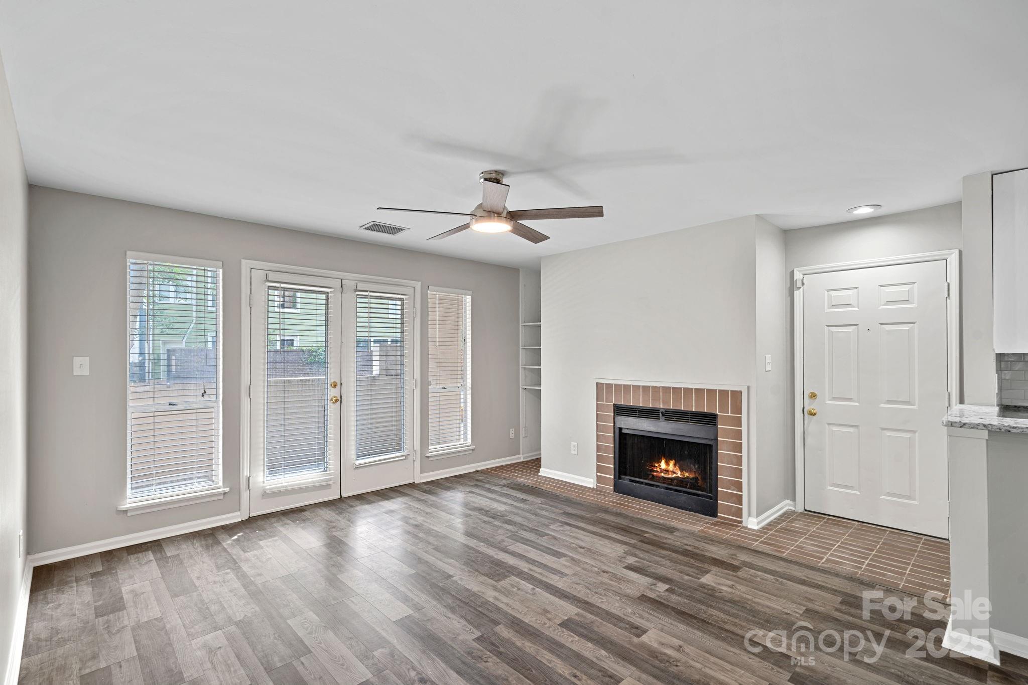 409 W 8th Street B