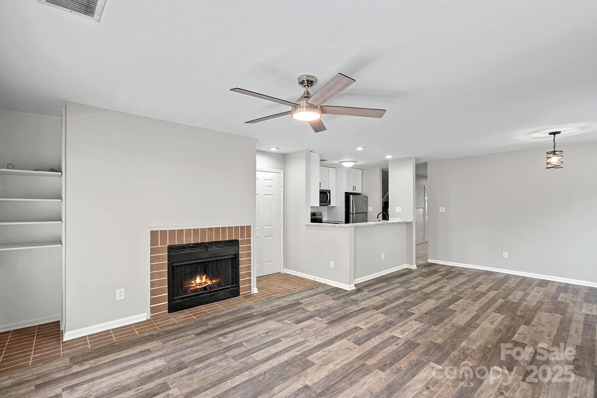 409 W 8th Street B