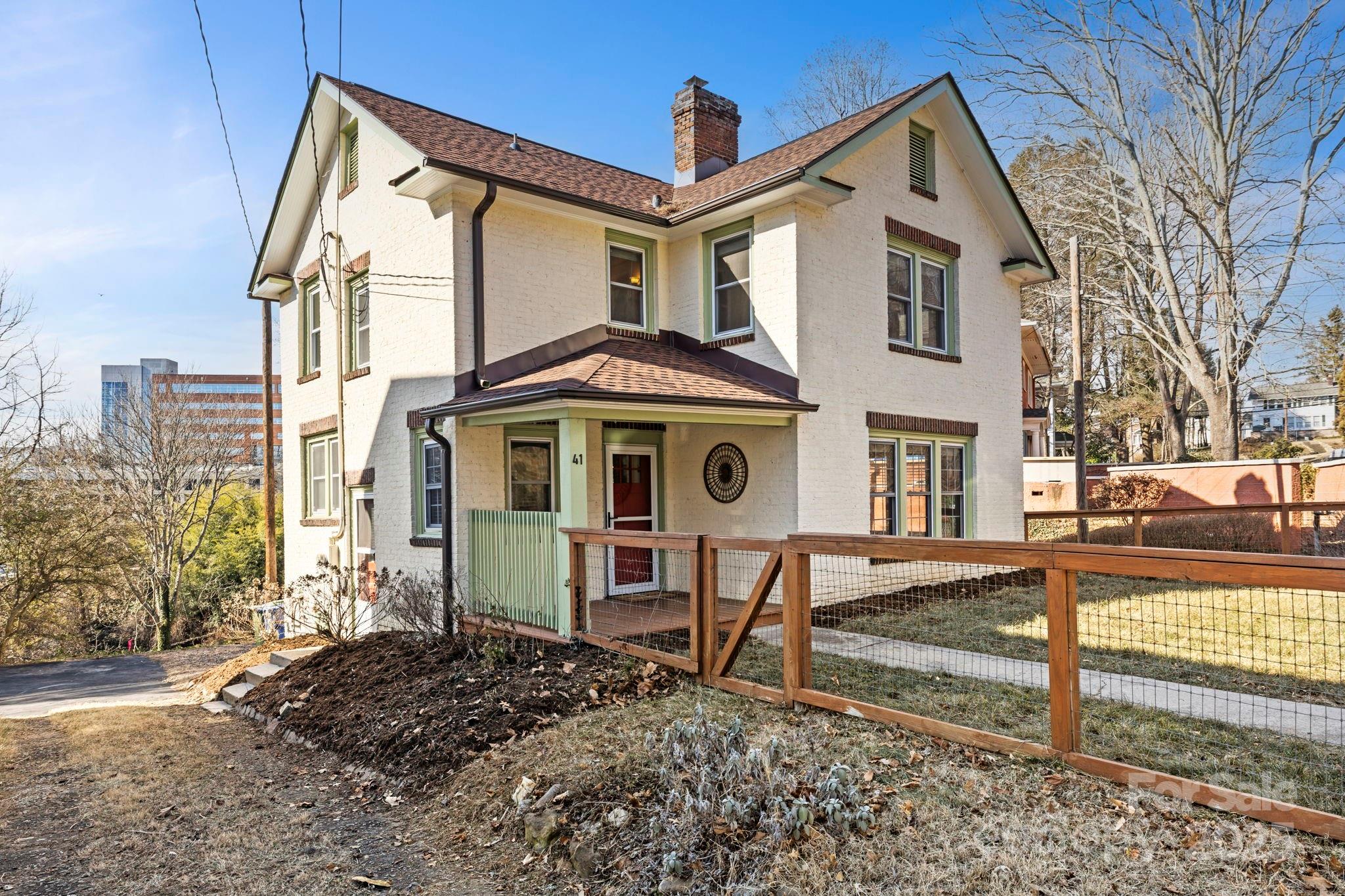 41 Forest Hill Drive