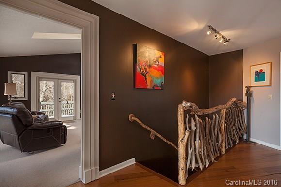 Whiskey Creek - Residential