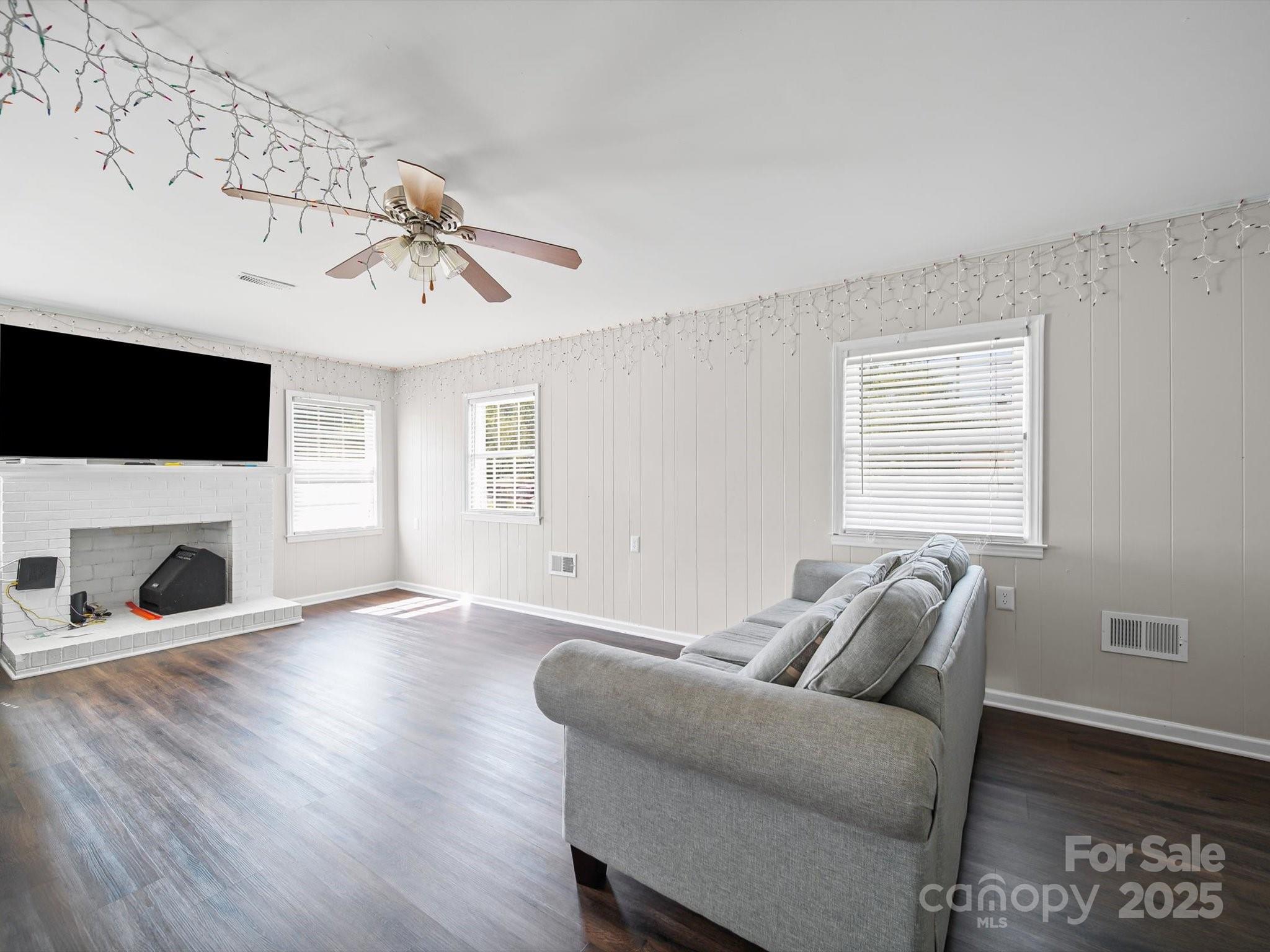 Idlewild - Residential