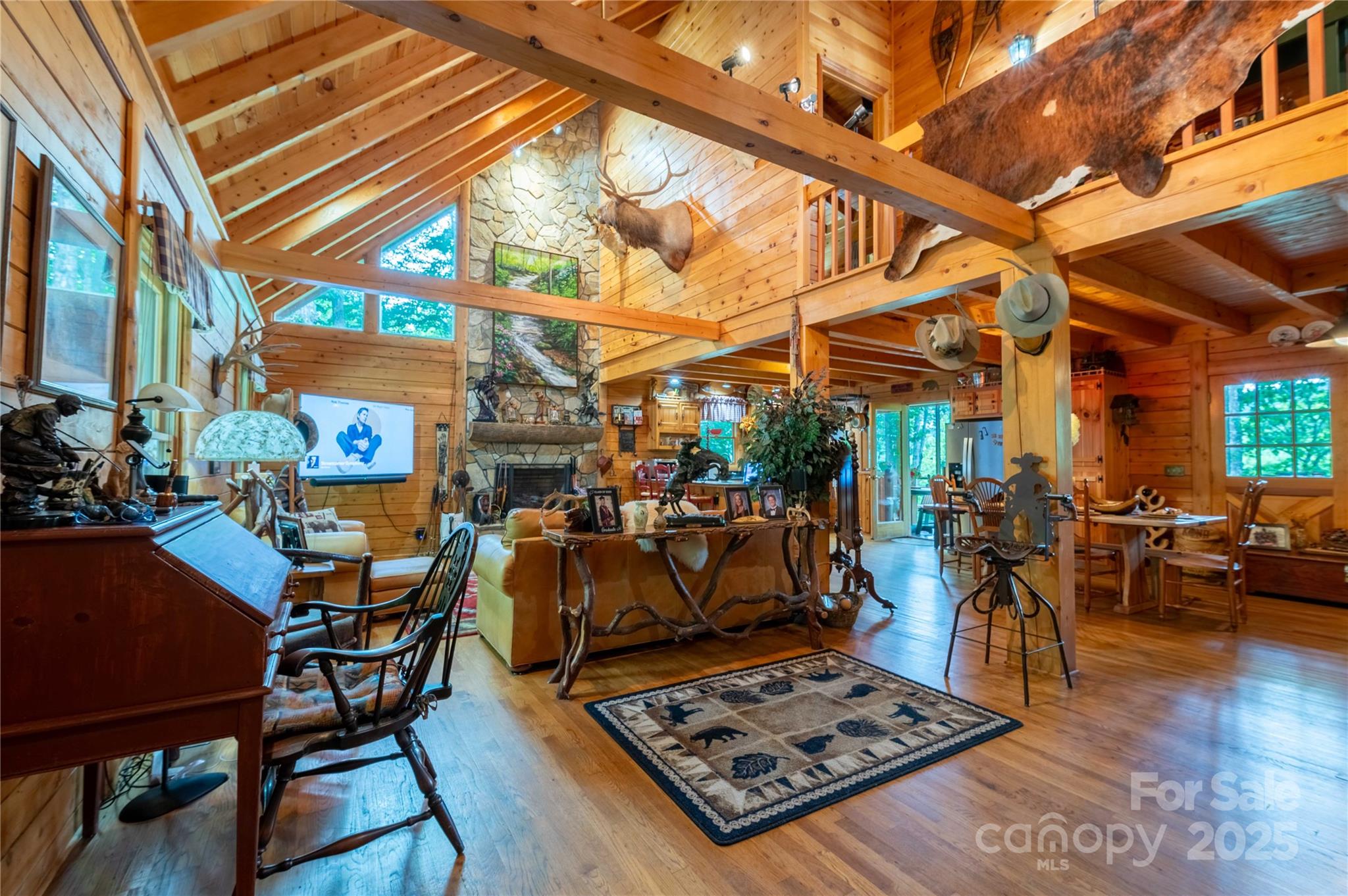 Mount Mitchell Lands - Residential