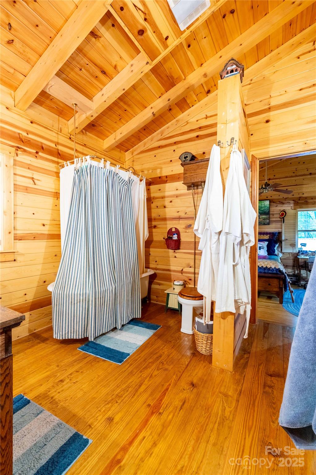 Mount Mitchell Lands - Residential