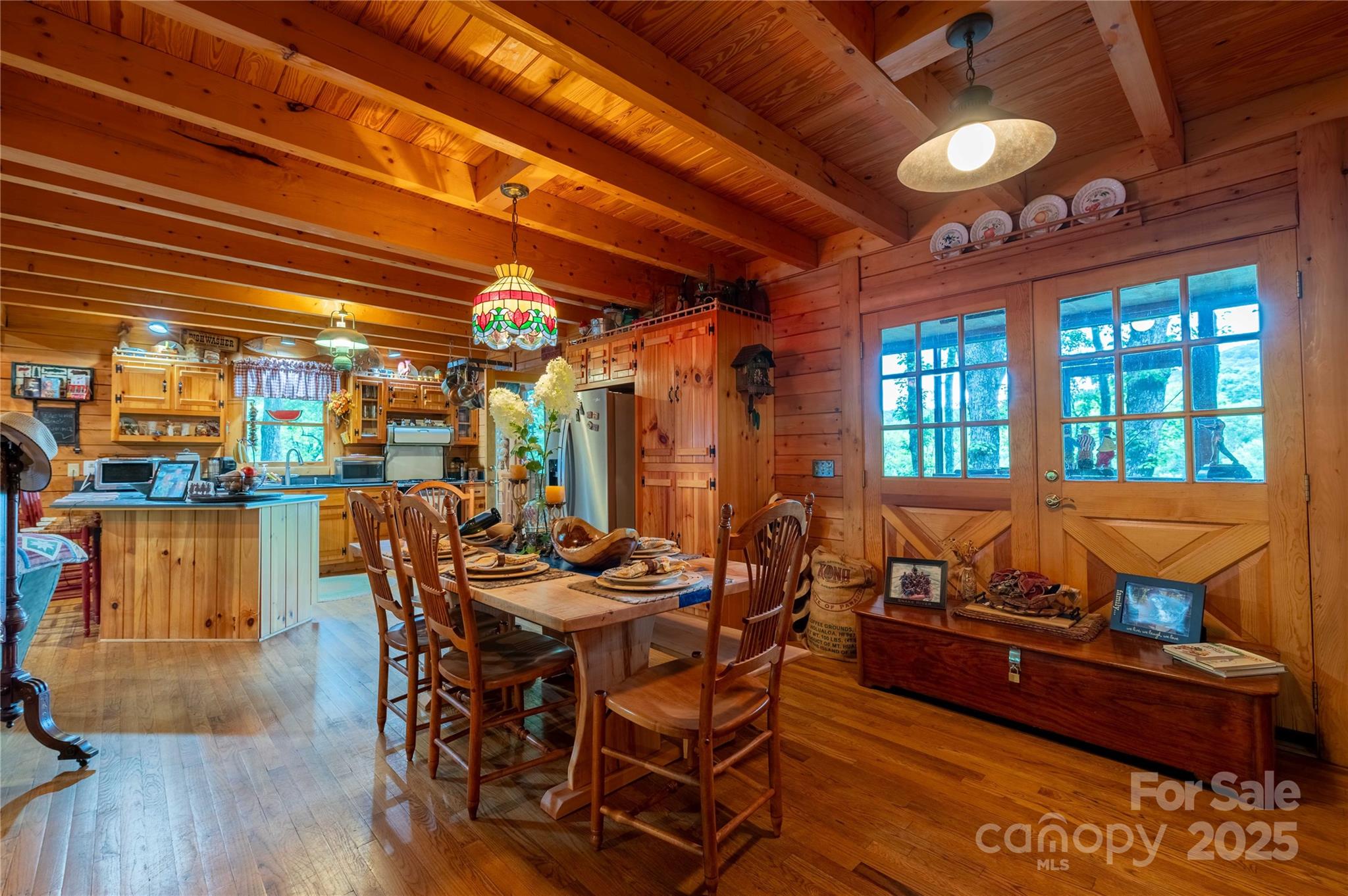 Mount Mitchell Lands - Residential