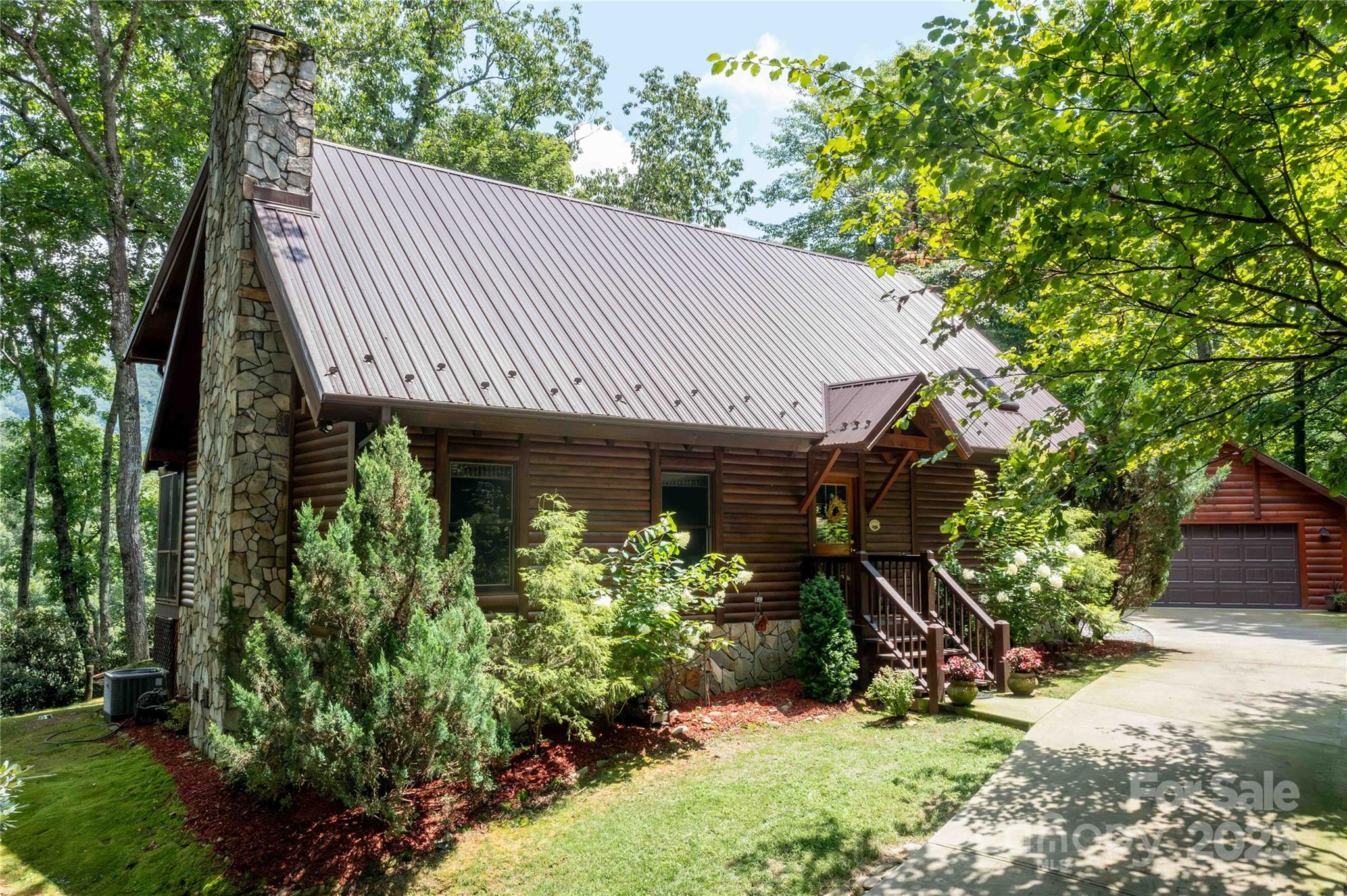 Mount Mitchell Lands - Residential