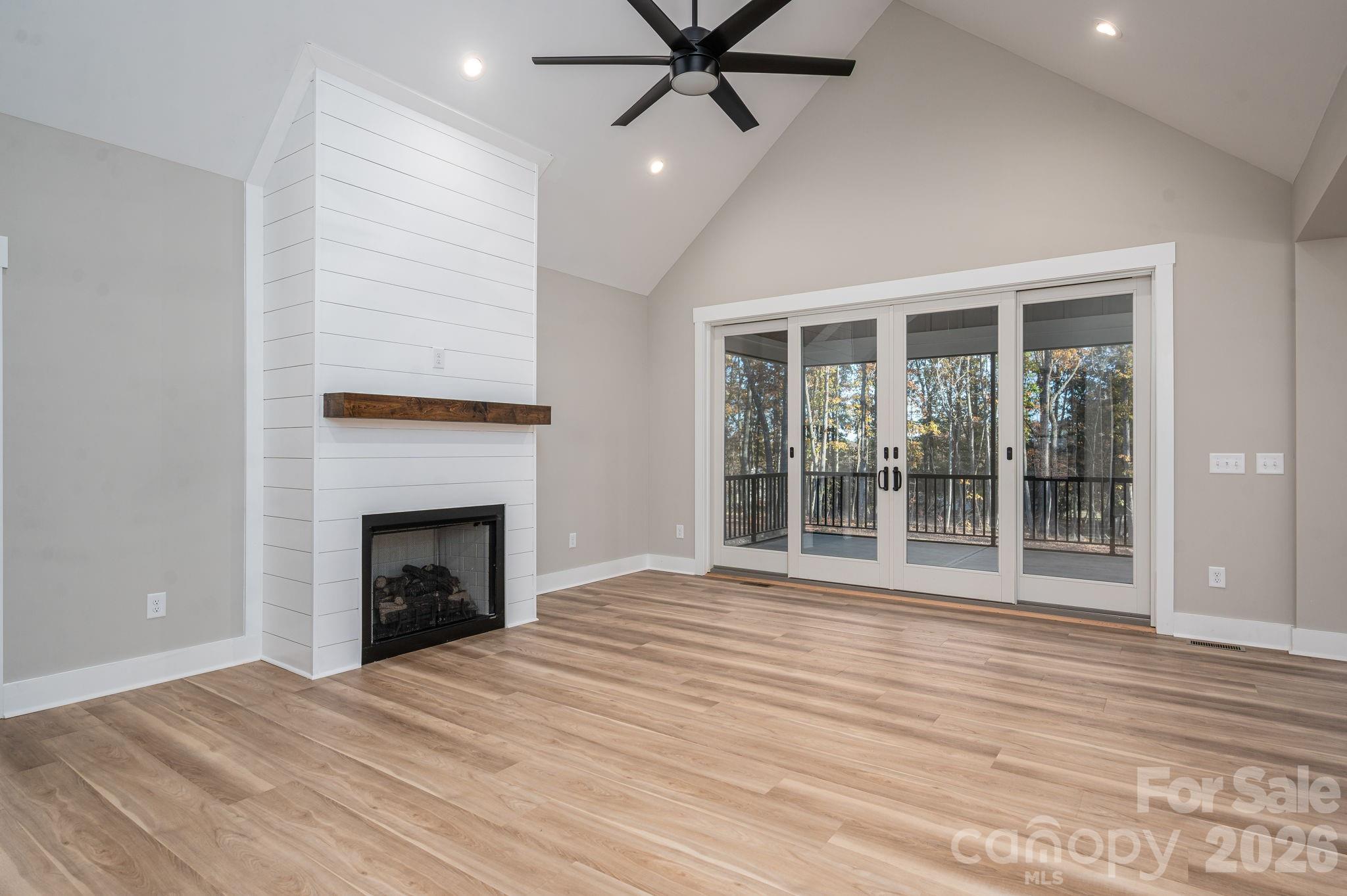 Magnolia Ridge - Residential