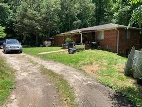 A home in Hendersonville