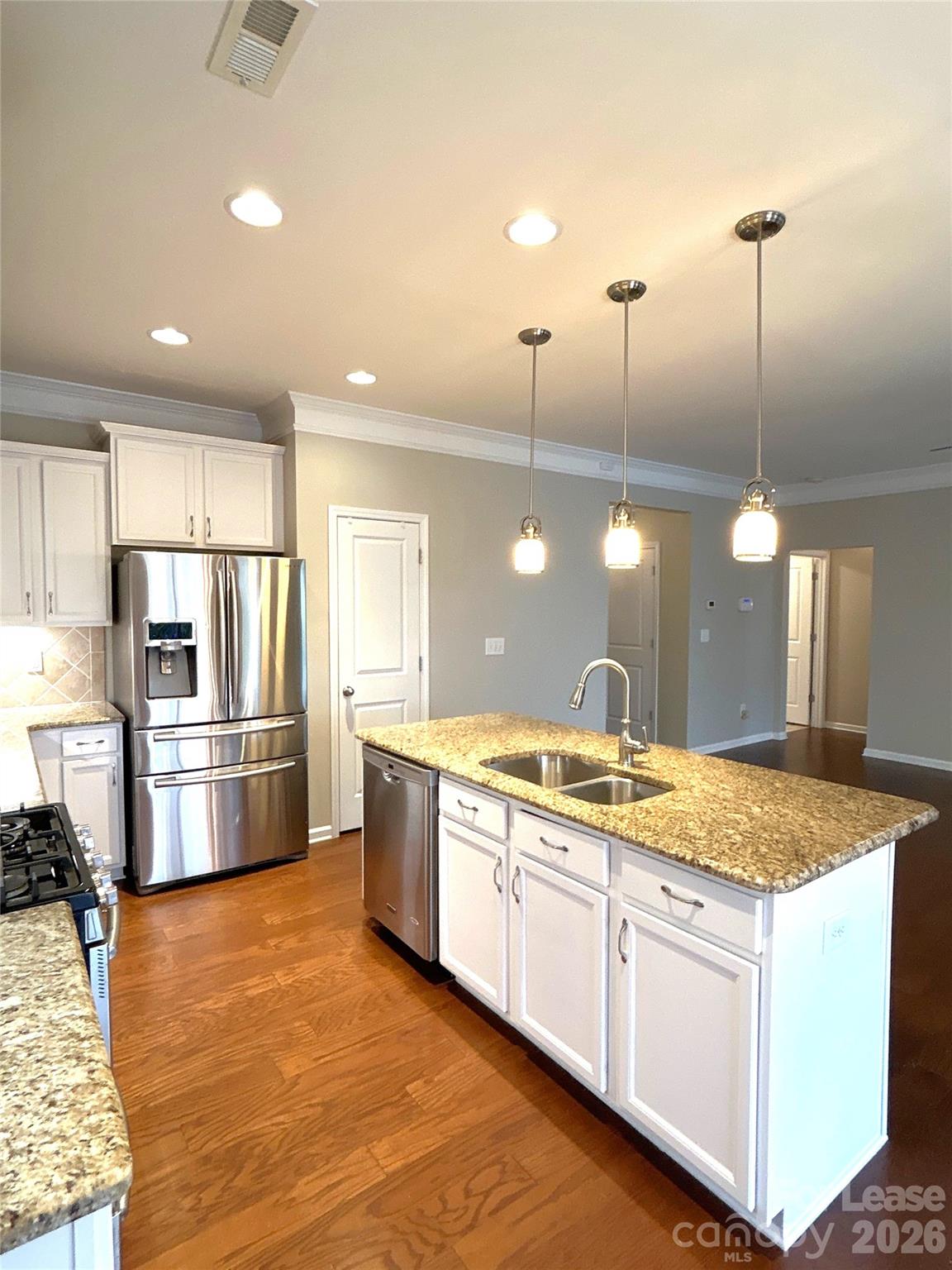 Curtis Pond - Residential Lease