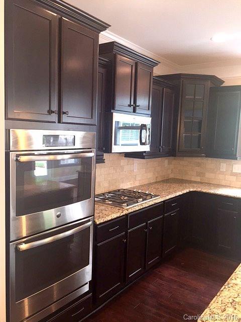 Lake Ridge - Residential