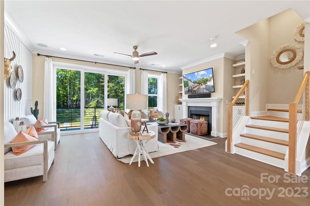 Hudson Oaks - Residential