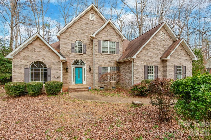 All-brick two-story home situated on 2.95 acres offers both space and functionality. Featuring 3 bedrooms and 2.5 baths, this home includes a formal dining room, double garage with epoxy flooring, sink, and built-in shelving. The walk-in attic provides excellent storage potential, while the wired shed adds versatility for hobbies or a workshop. Additional features include an encapsulated crawl space, ensuring efficiency and peace of mind.