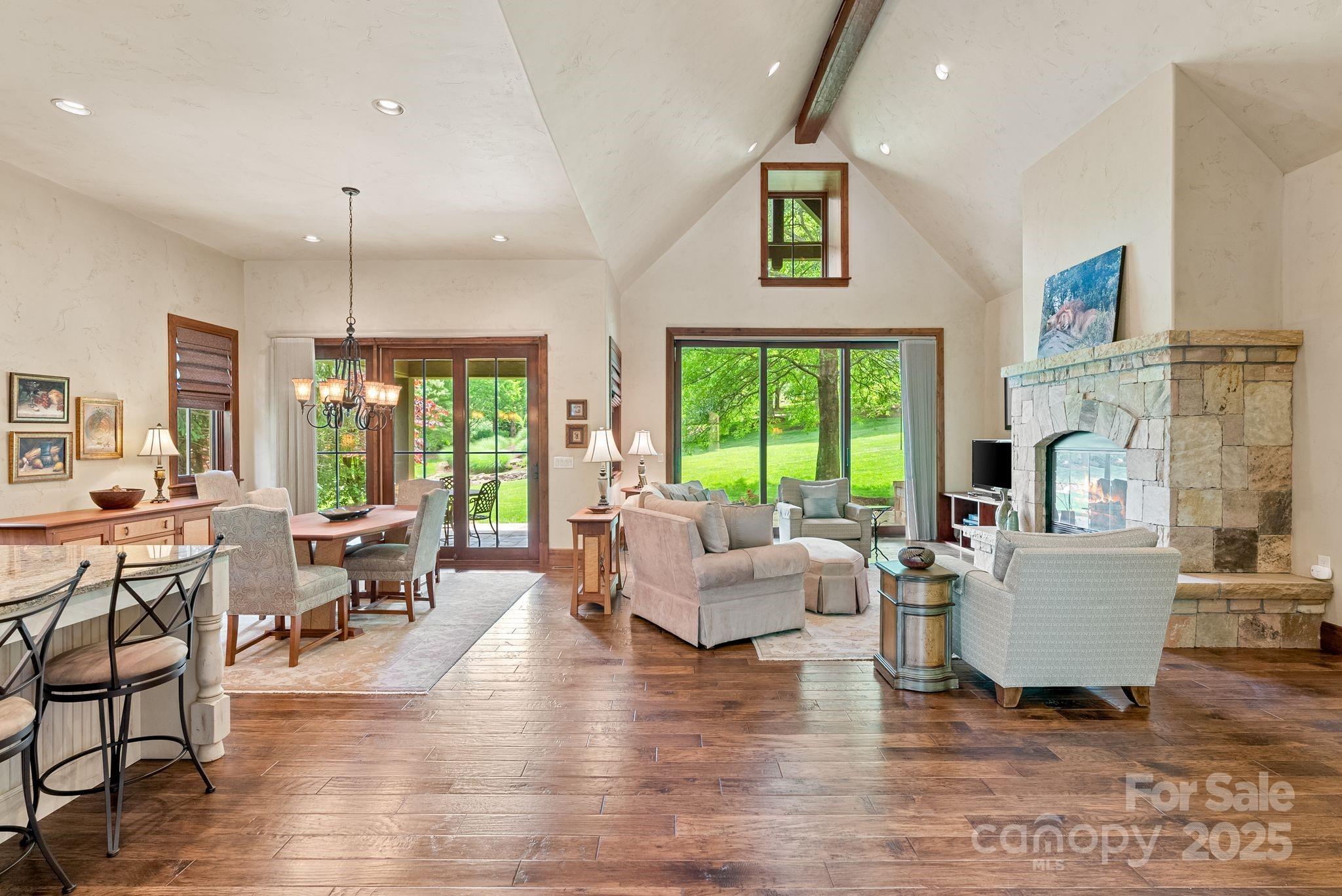 577 Walnut Valley Parkway