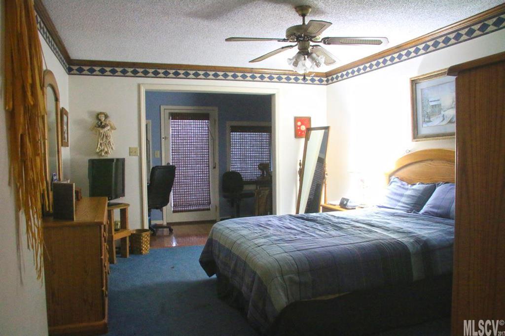 Glen Oaks Estates - Residential