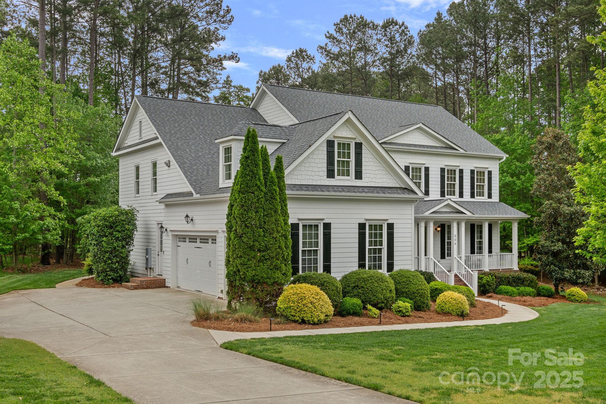 208 Grasshopper Circle