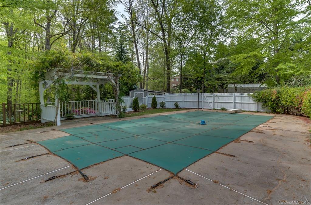 Forest Hills - Residential