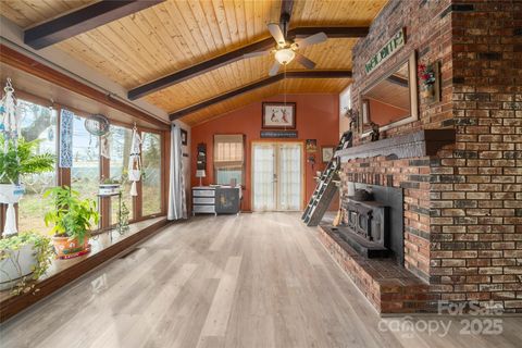 850 Old Sunset Hill Road Hendersonville NC 28792