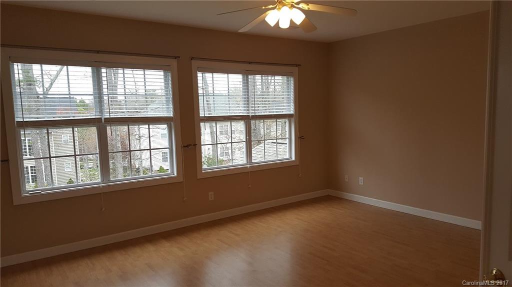 Hunter Oaks - Residential