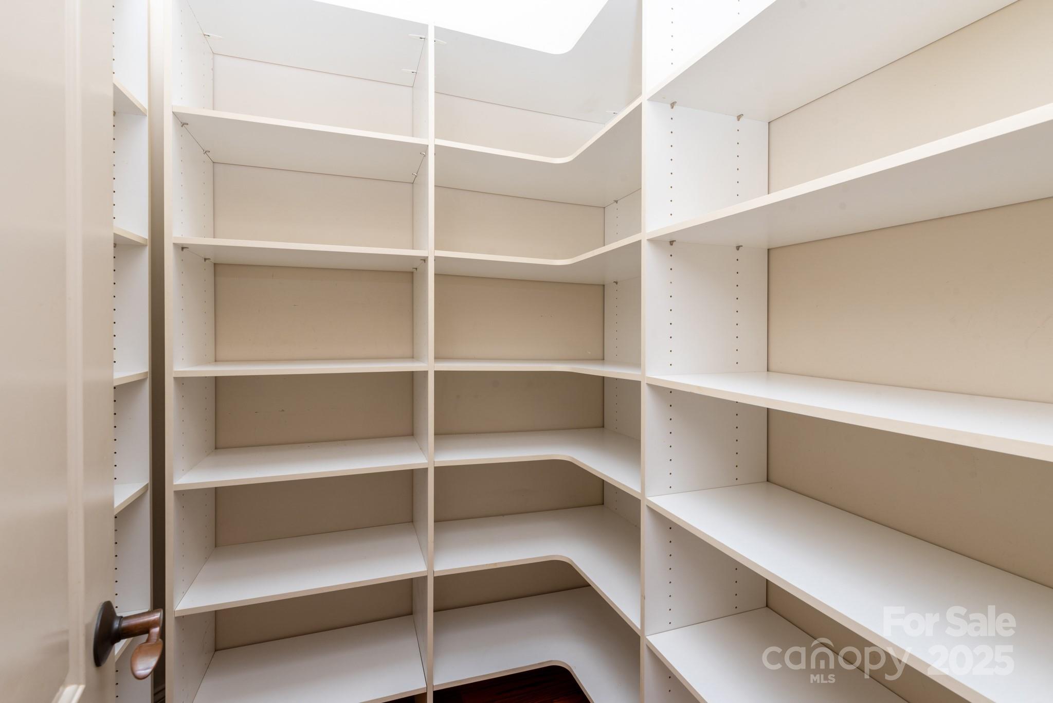 Chatelaine - Residential