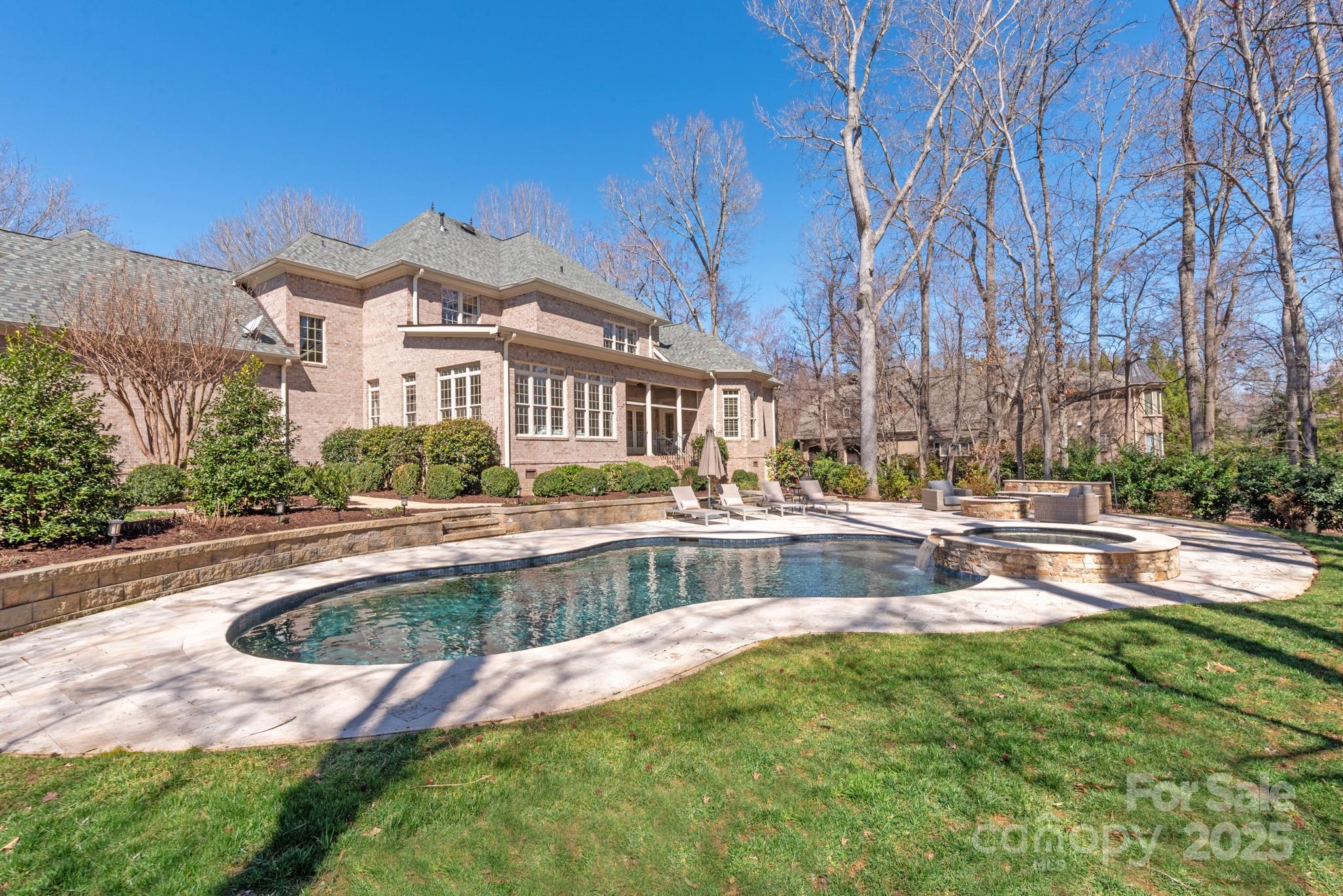 Chatelaine - Residential