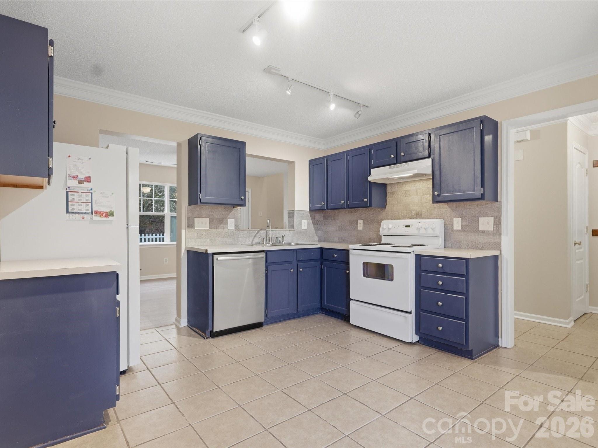 Crestdale Crossing - Residential