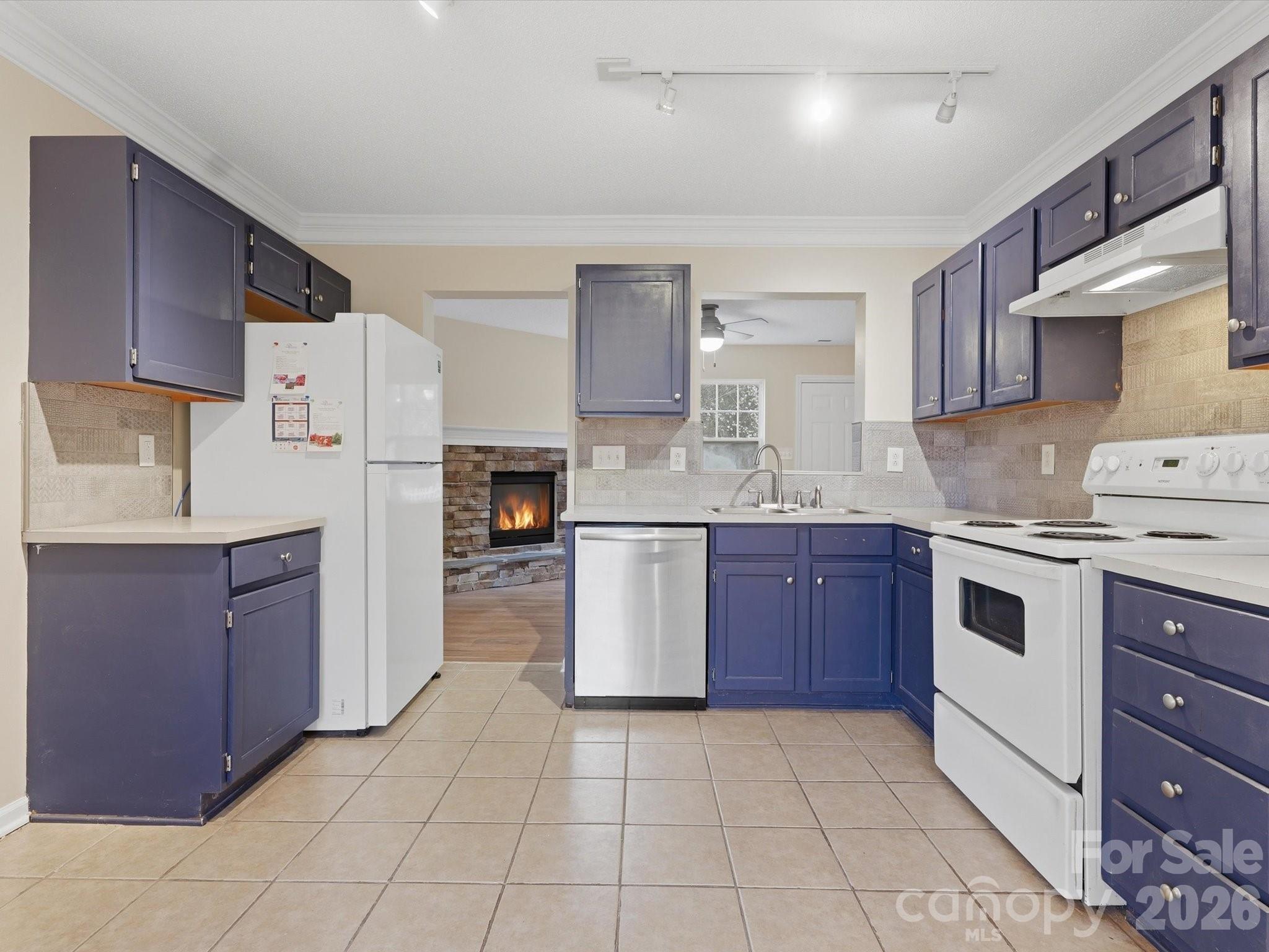 Crestdale Crossing - Residential