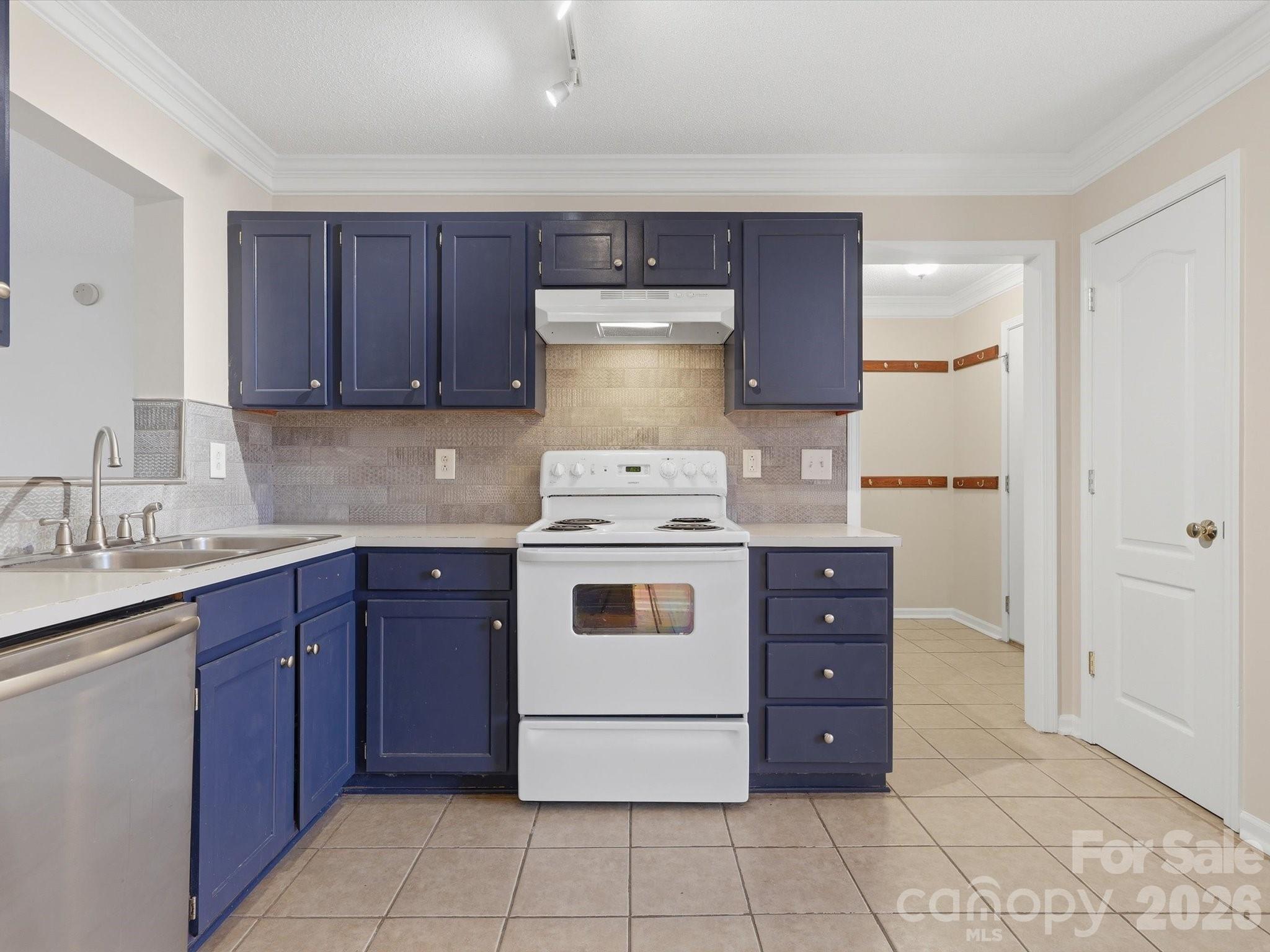 Crestdale Crossing - Residential