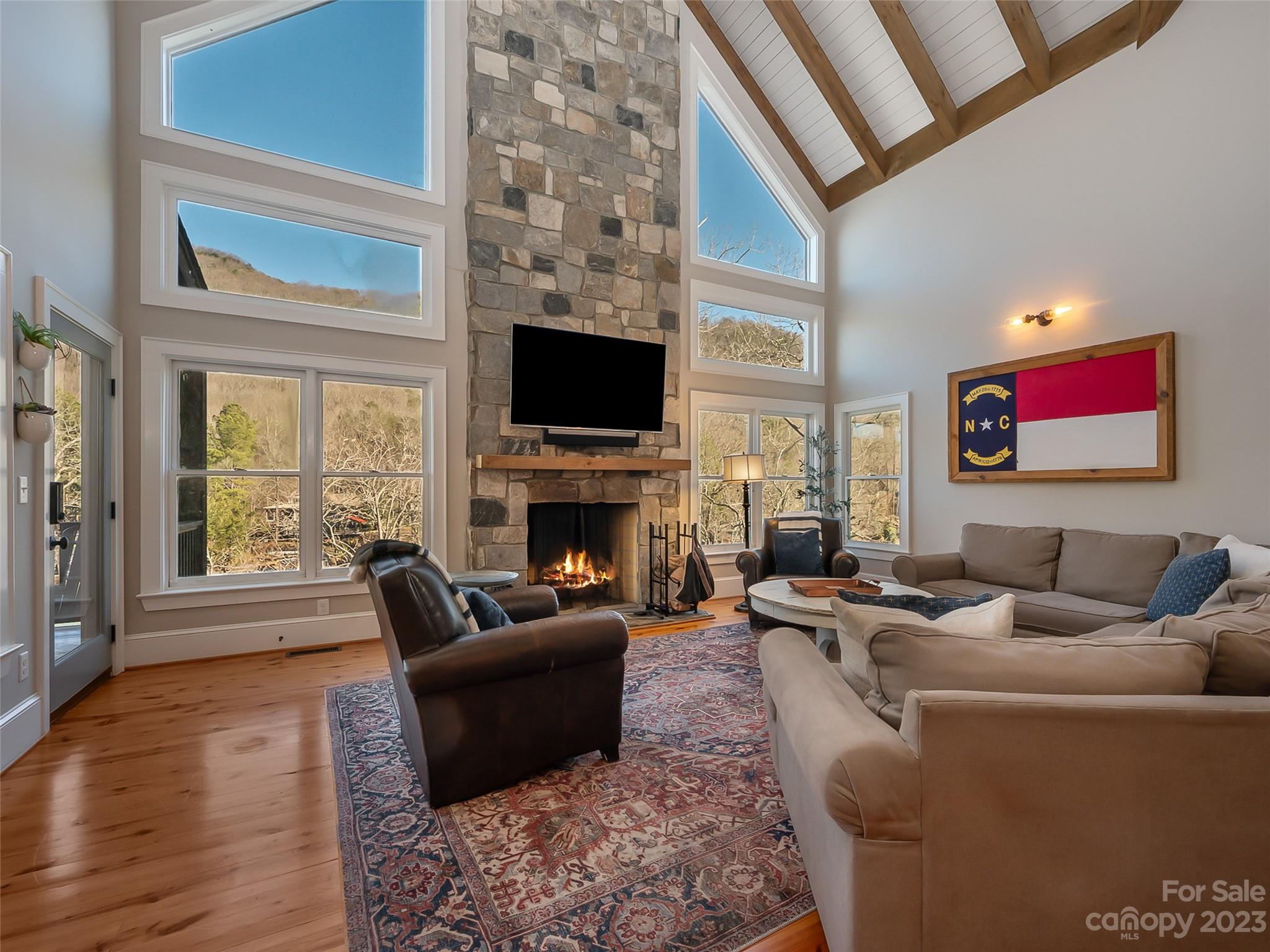 Rumbling Bald on Lake Lure - Residential