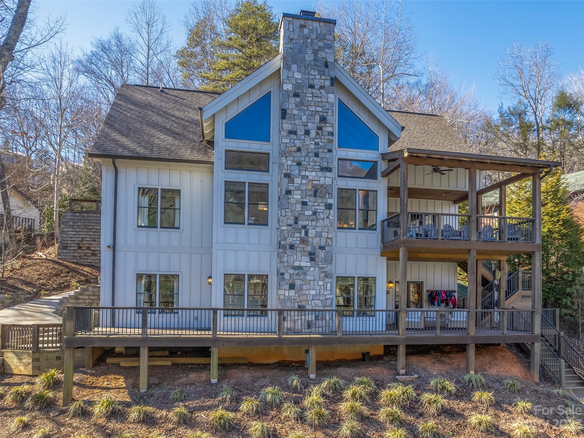 Rumbling Bald on Lake Lure - Residential