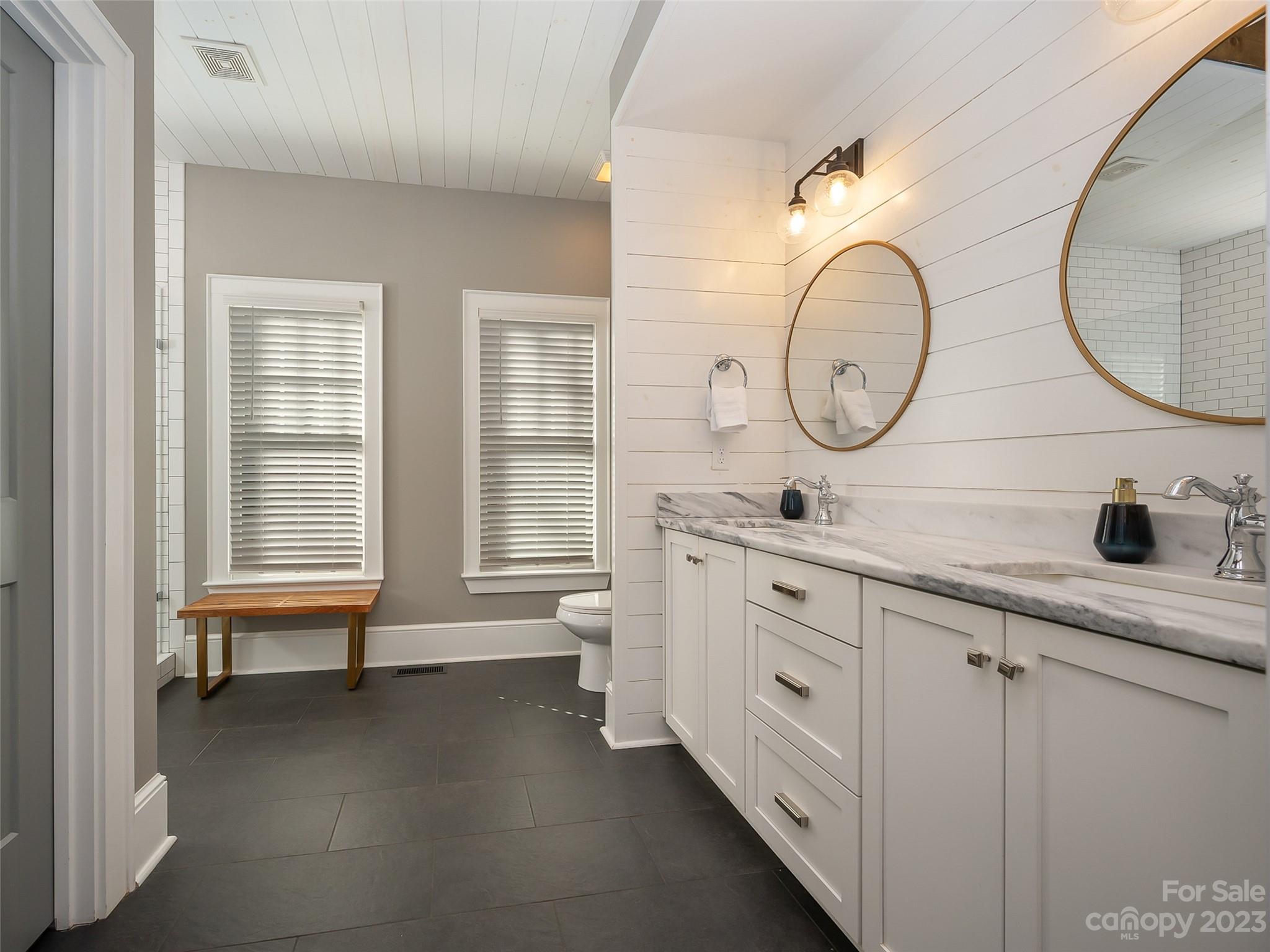 Rumbling Bald on Lake Lure - Residential